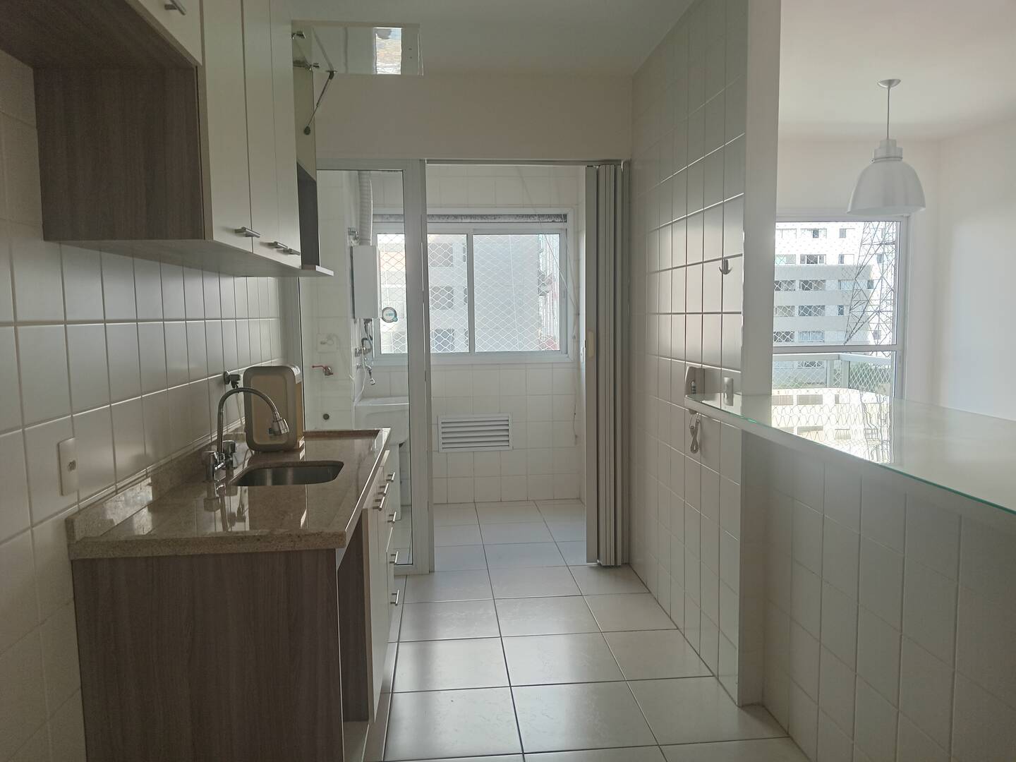 Apartamento para alugar com 2 quartos, 65m² - Foto 14