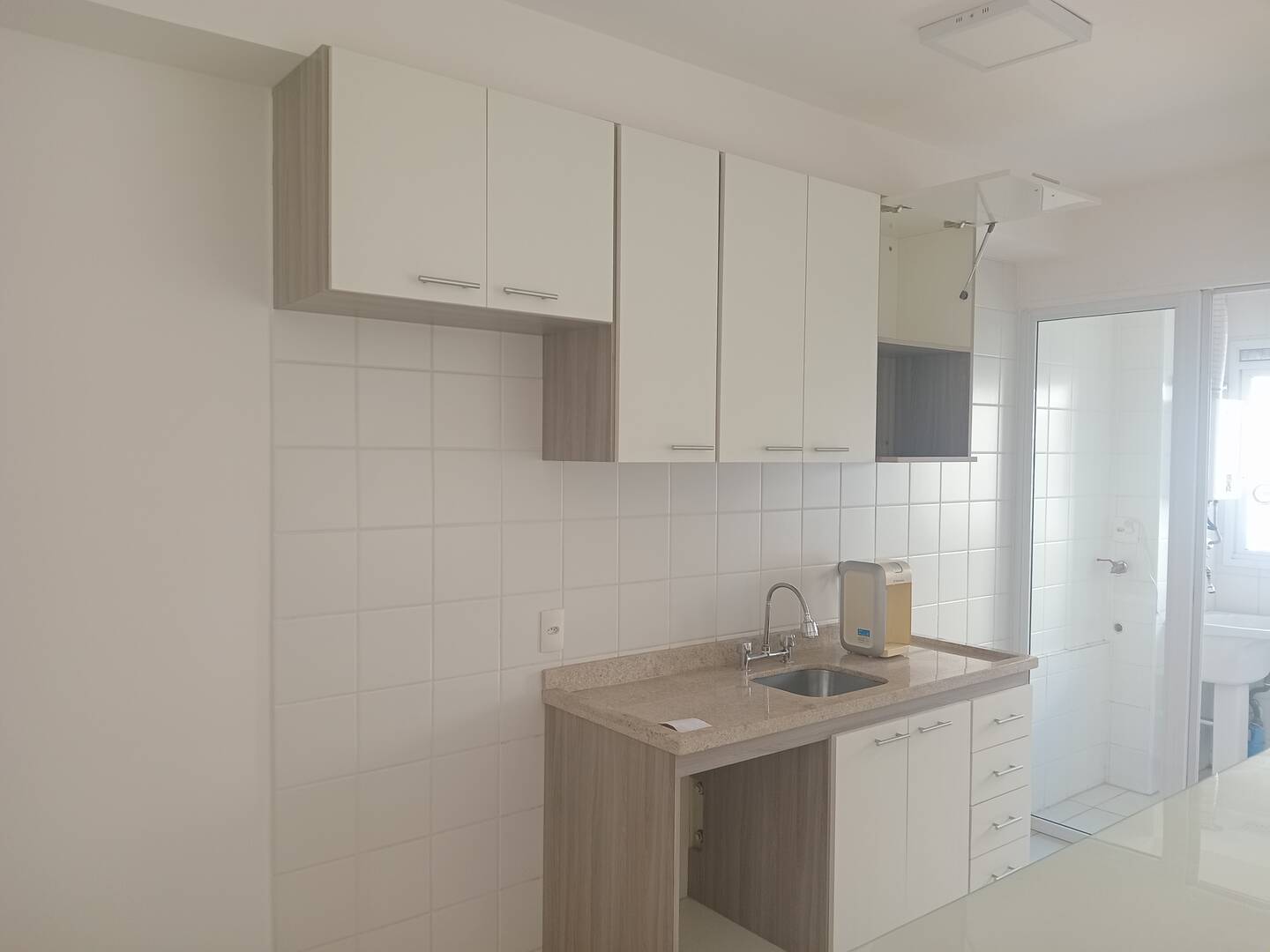 Apartamento para alugar com 2 quartos, 65m² - Foto 13