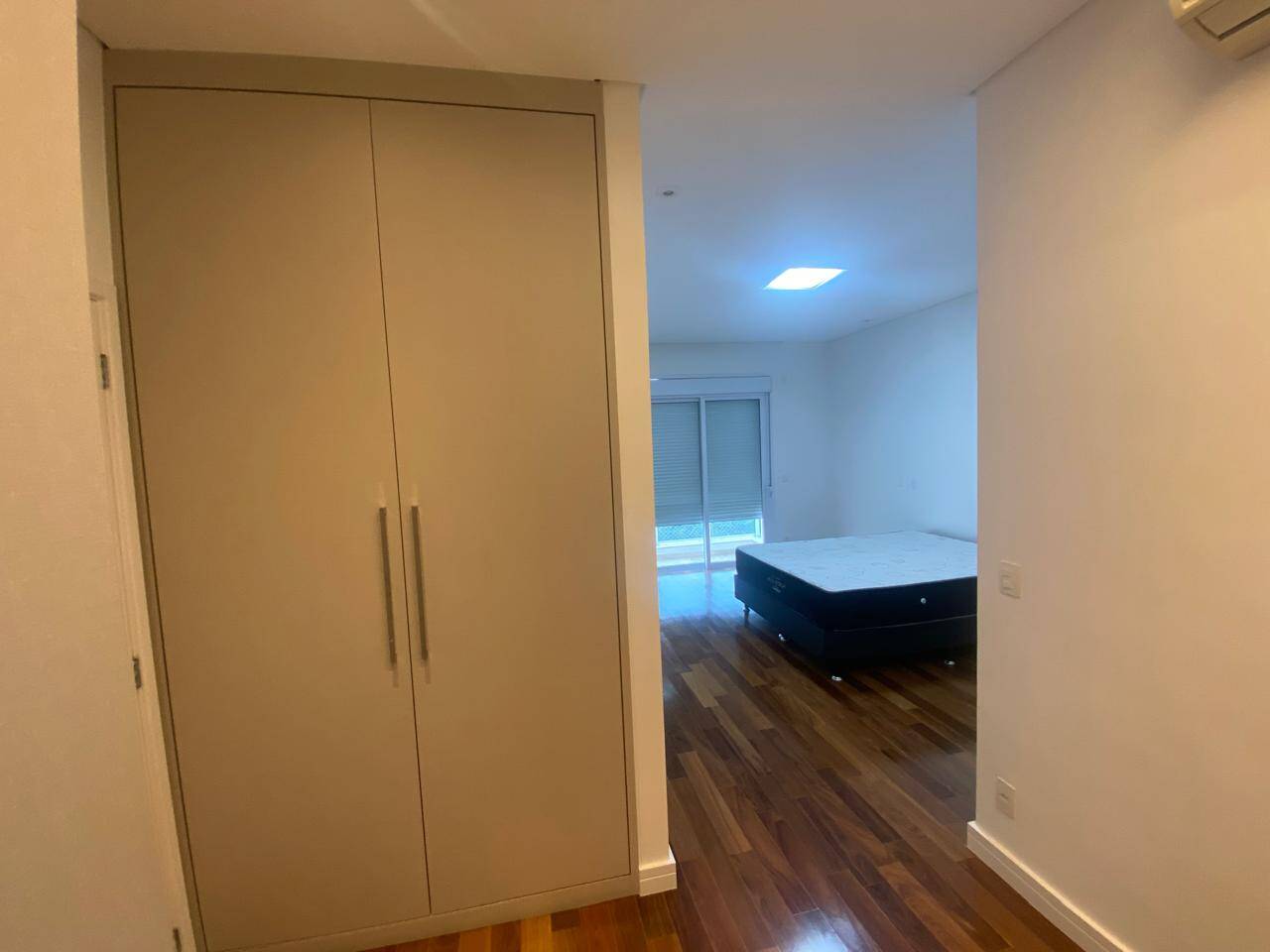 Apartamento à venda com 5 quartos, 284m² - Foto 26