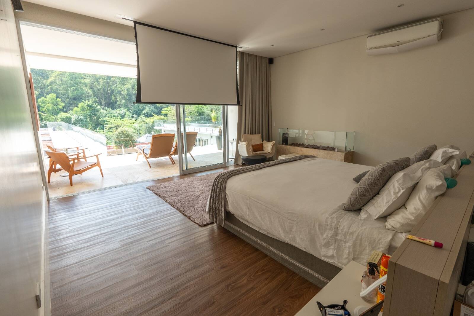 Casa à venda com 4 quartos, 1500m² - Foto 41