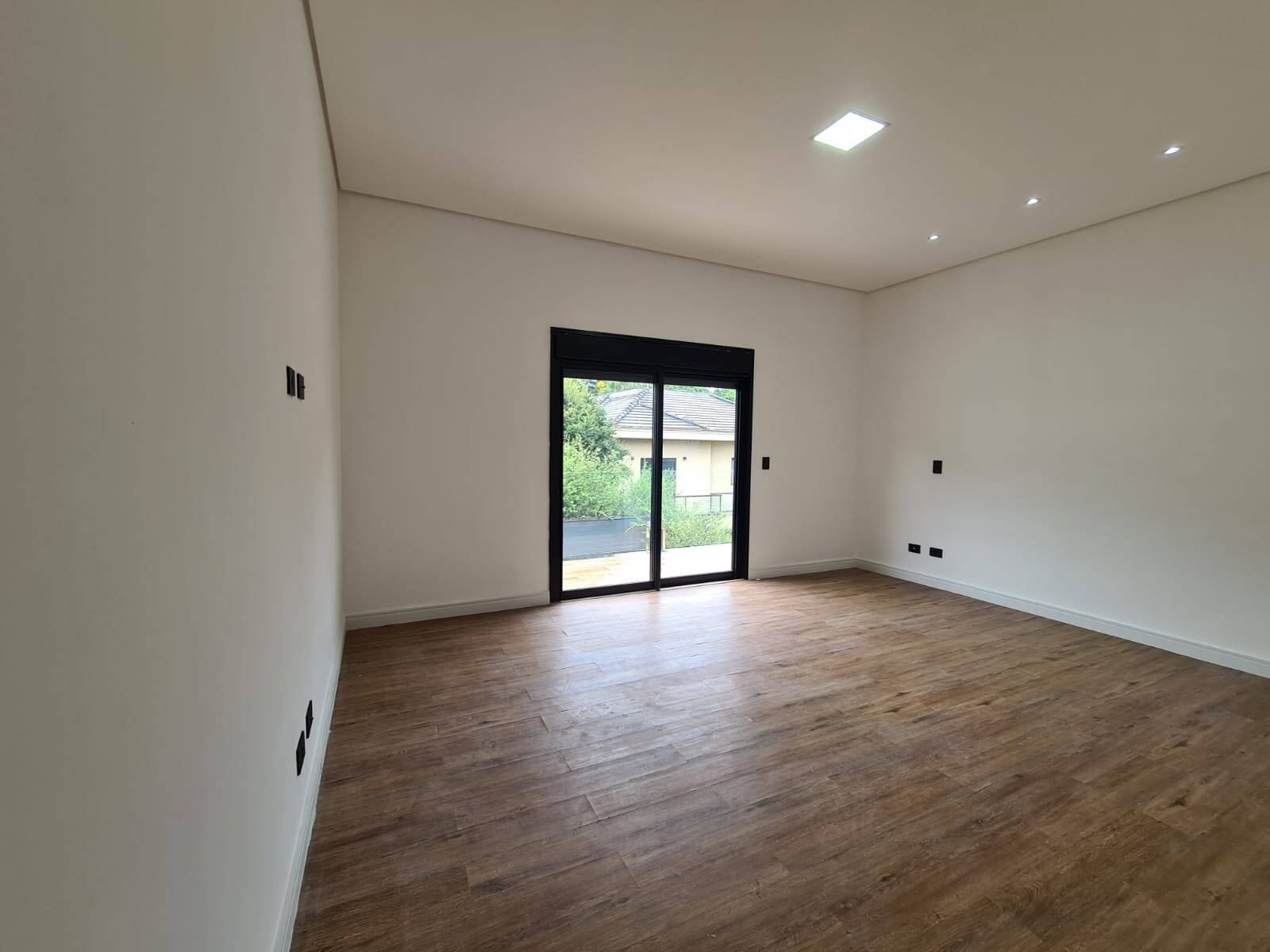 Casa à venda com 4 quartos, 555m² - Foto 6