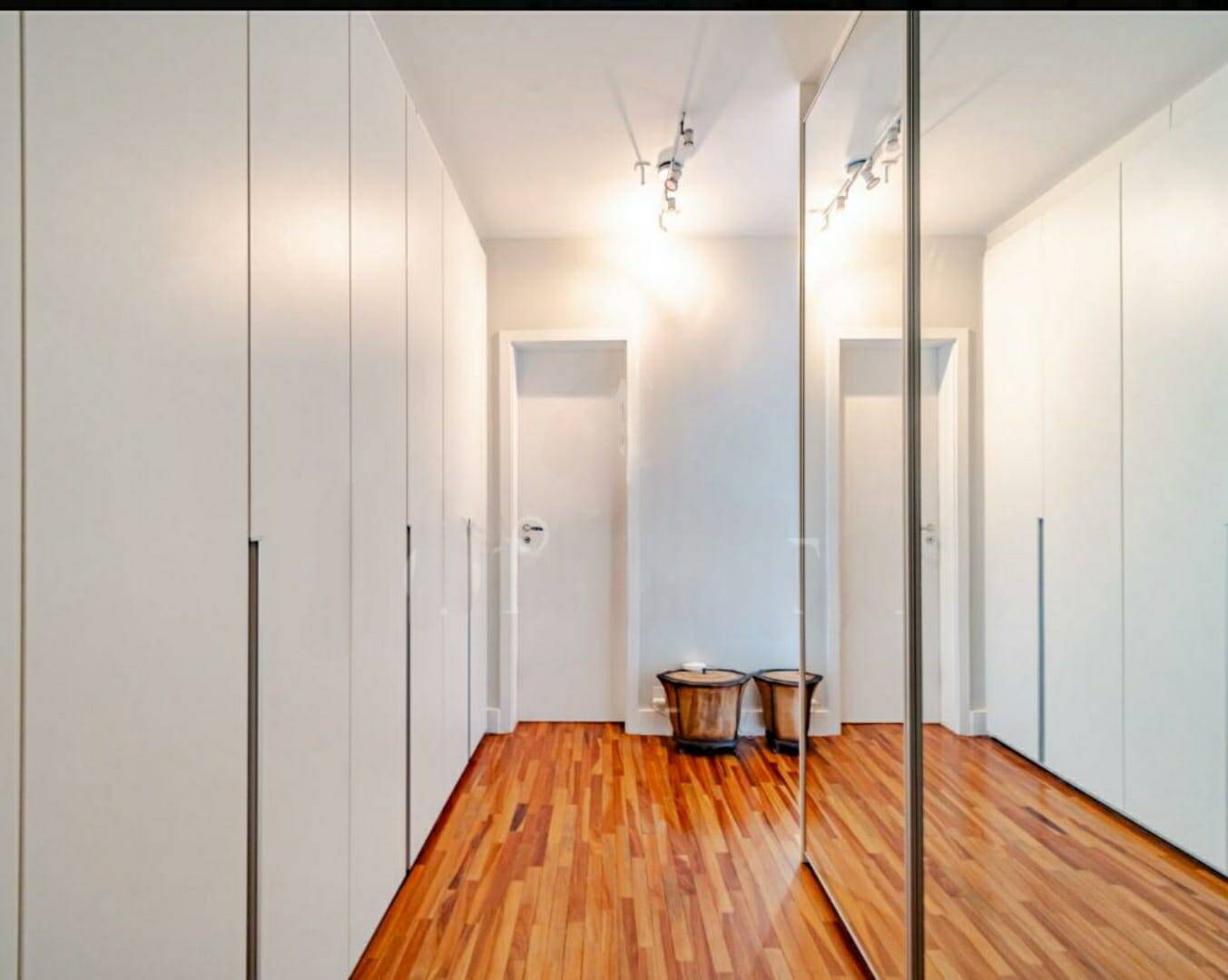 Apartamento à venda com 3 quartos, 207m² - Foto 8