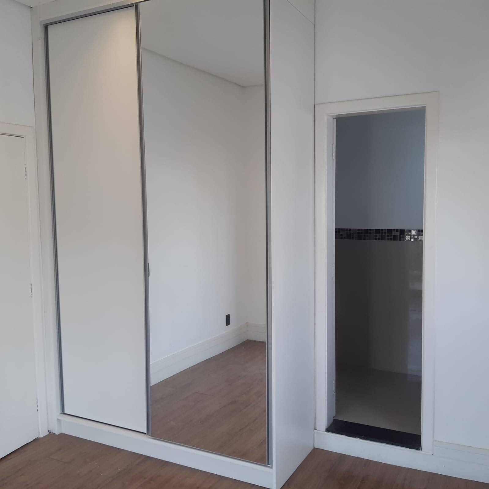 Casa à venda e aluguel com 4 quartos, 390m² - Foto 12