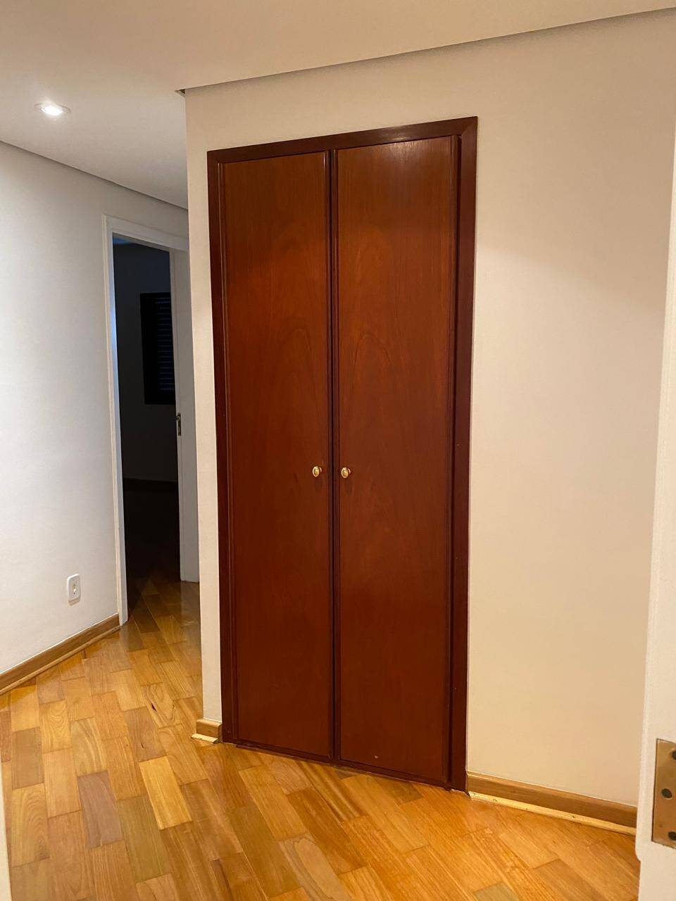 Apartamento para alugar com 3 quartos, 170m² - Foto 10