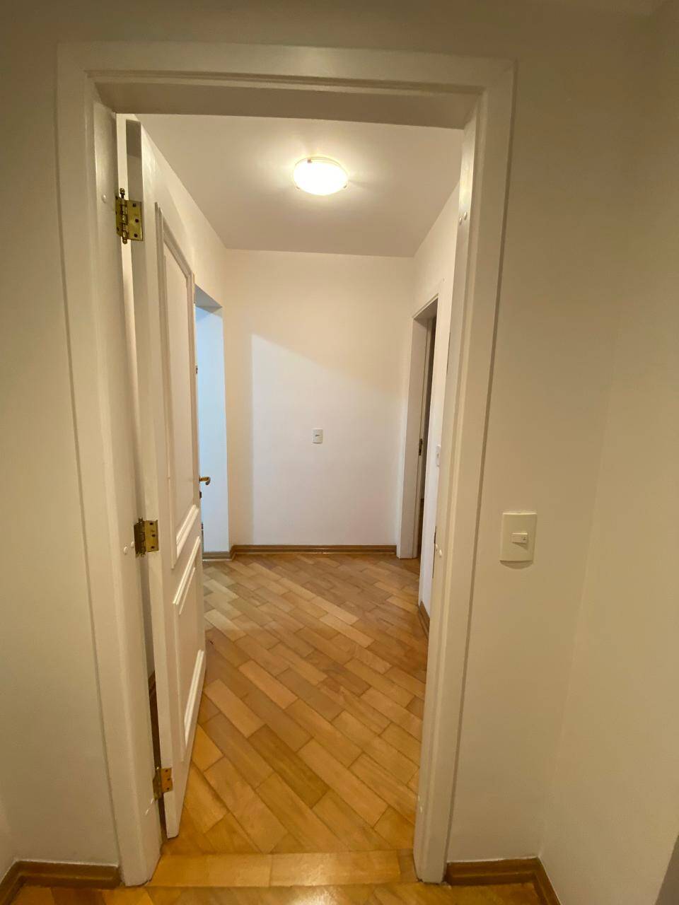 Apartamento para alugar com 3 quartos, 170m² - Foto 13