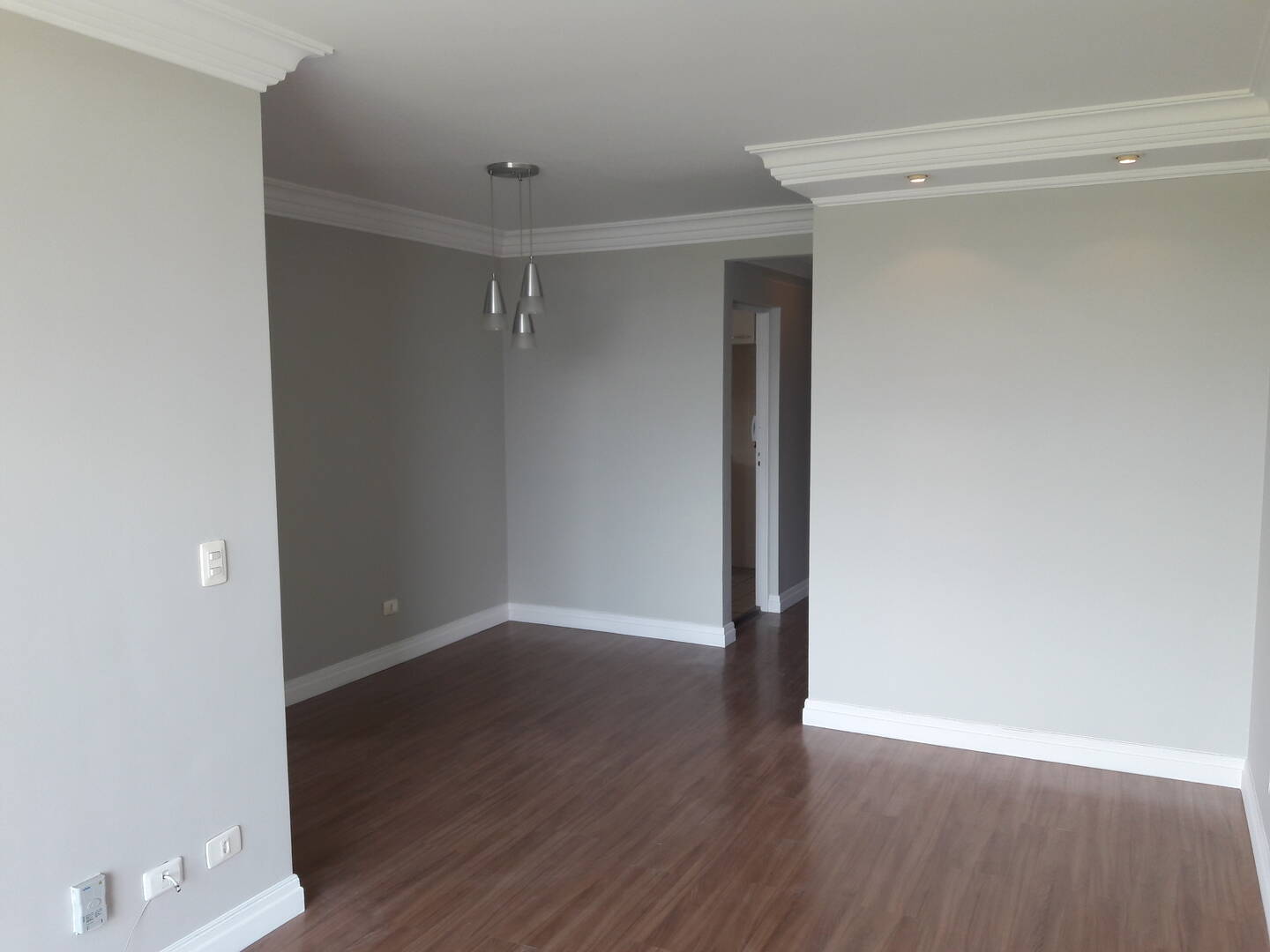 Apartamento à venda com 2 quartos, 78m² - Foto 2