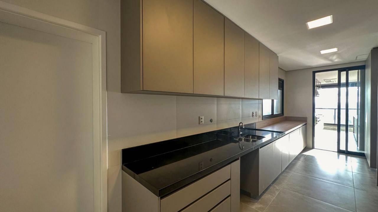 Apartamento à venda com 4 quartos, 344m² - Foto 8