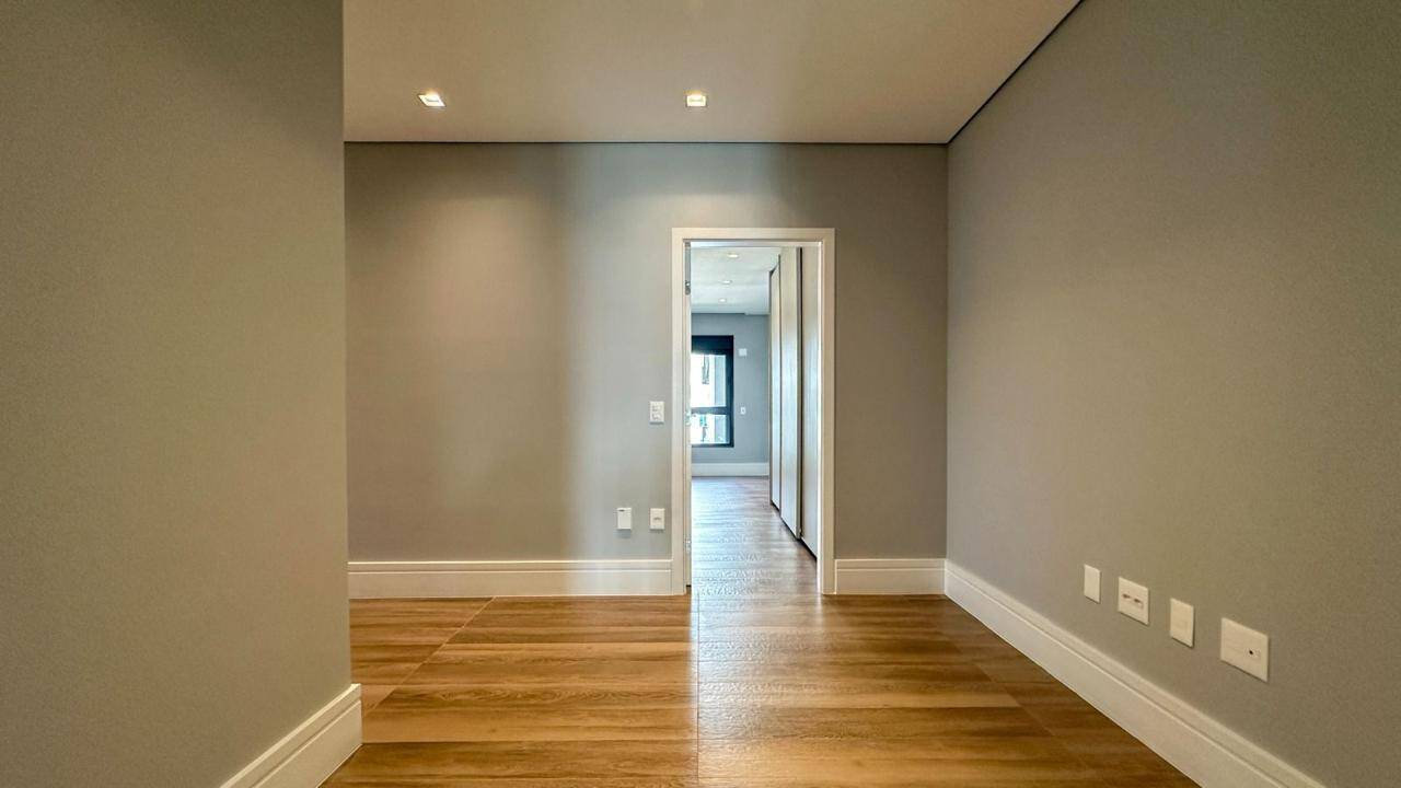 Apartamento à venda com 4 quartos, 344m² - Foto 11