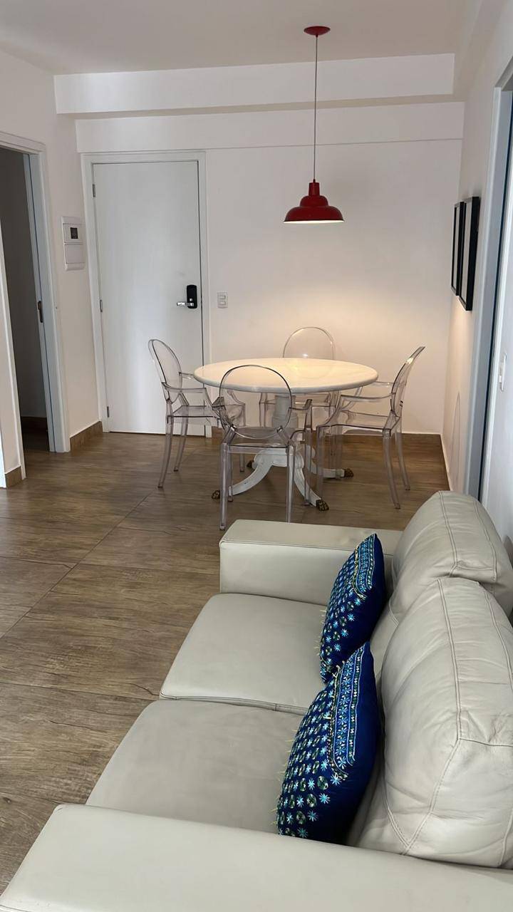 Apartamento para alugar com 1 quarto, 50m² - Foto 4