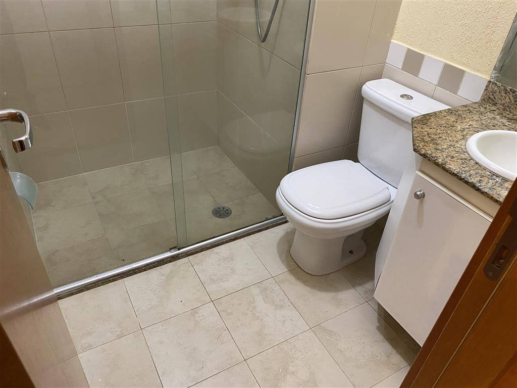 Apartamento para alugar com 2 quartos, 84m² - Foto 13