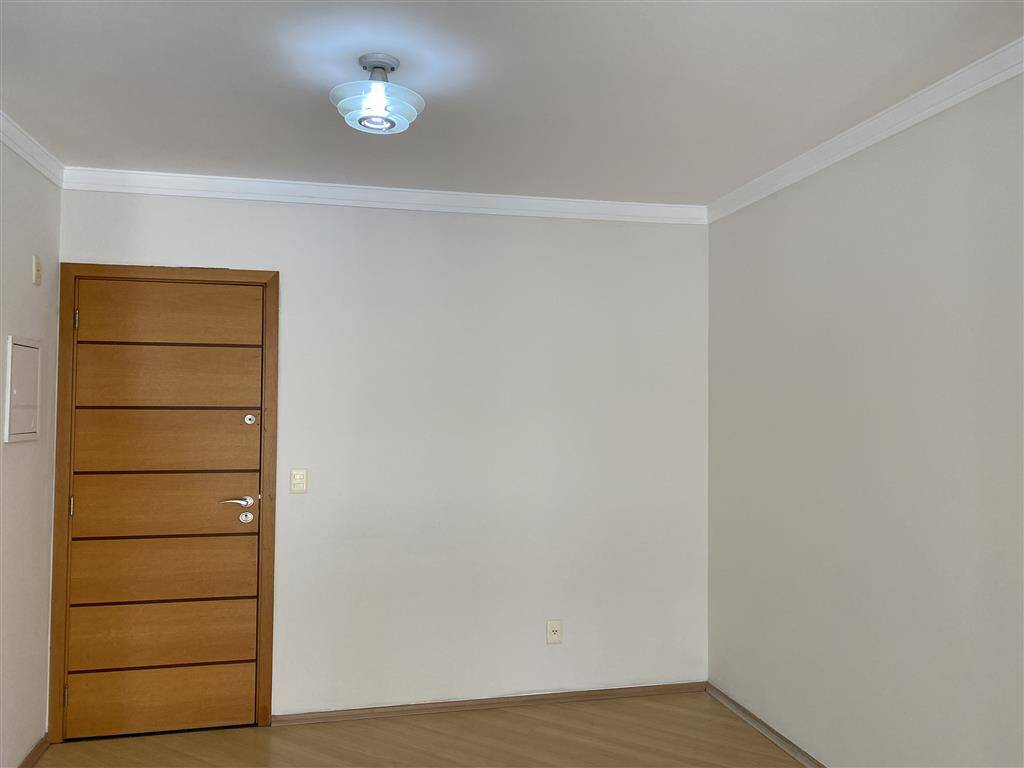 Apartamento para alugar com 2 quartos, 84m² - Foto 8