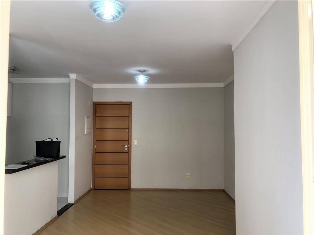 Apartamento para alugar com 2 quartos, 84m² - Foto 4