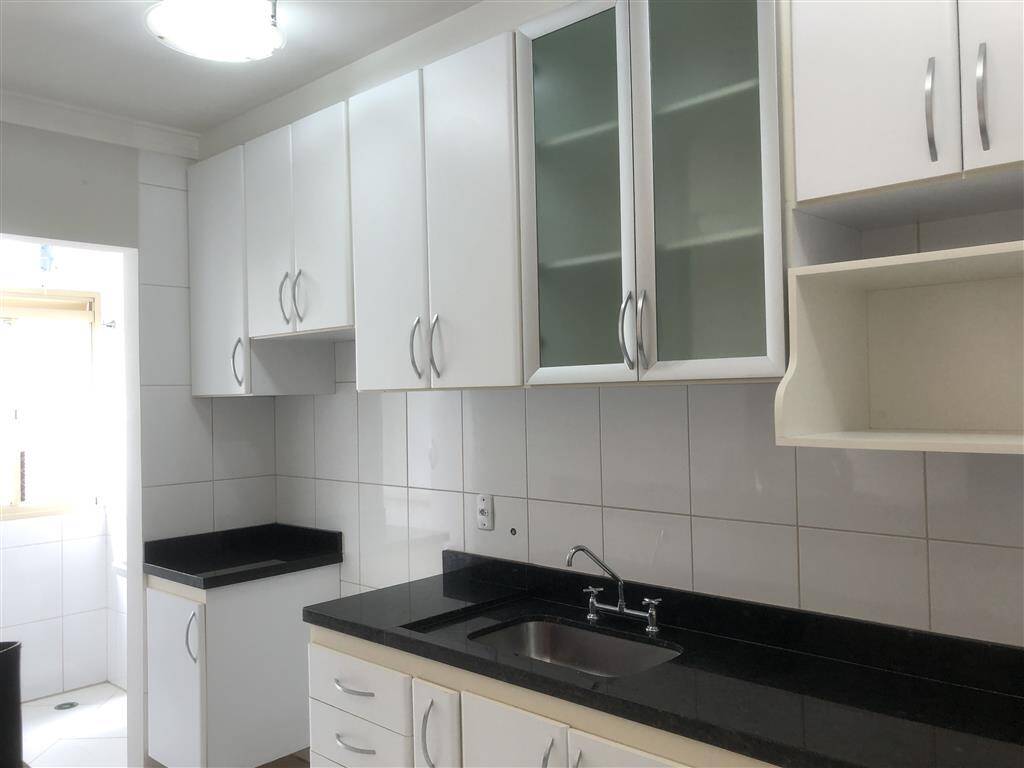 Apartamento para alugar com 2 quartos, 84m² - Foto 6