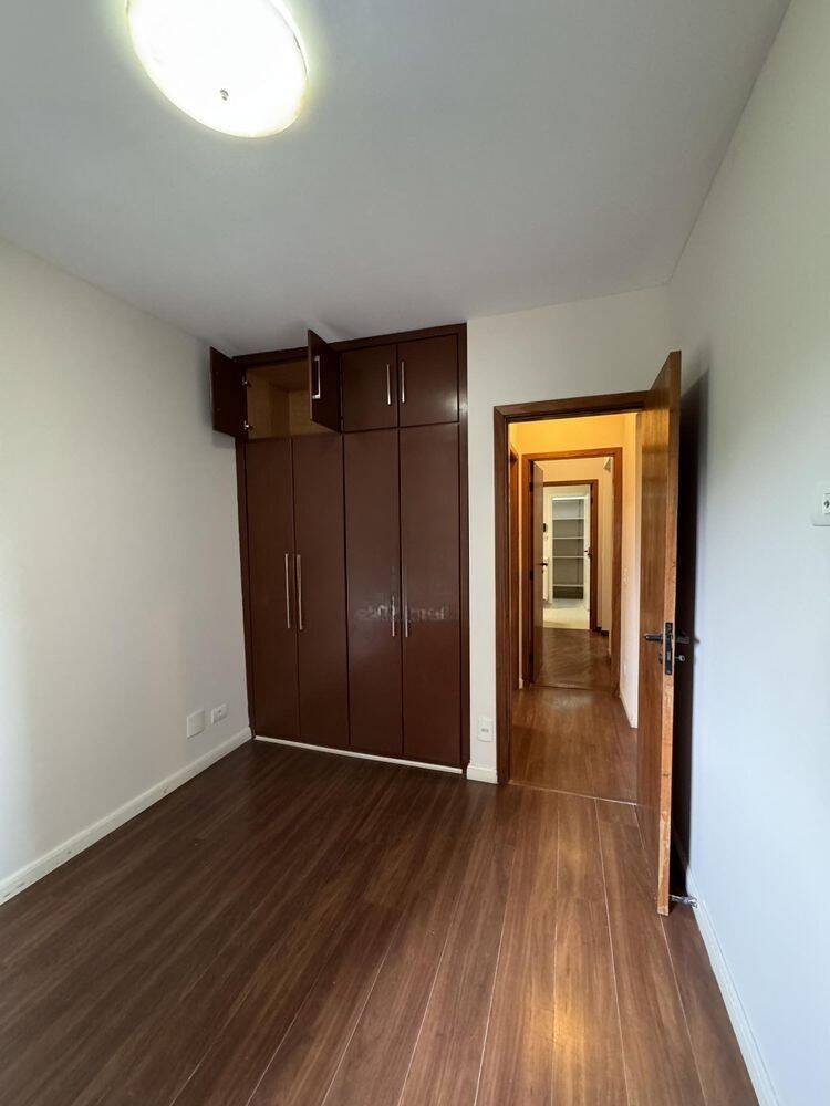 Apartamento à venda e aluguel com 4 quartos, 160m² - Foto 10