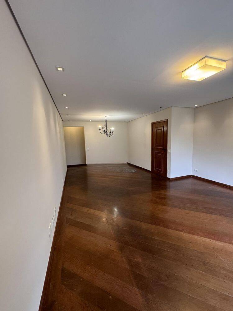 Apartamento à venda e aluguel com 4 quartos, 160m² - Foto 17