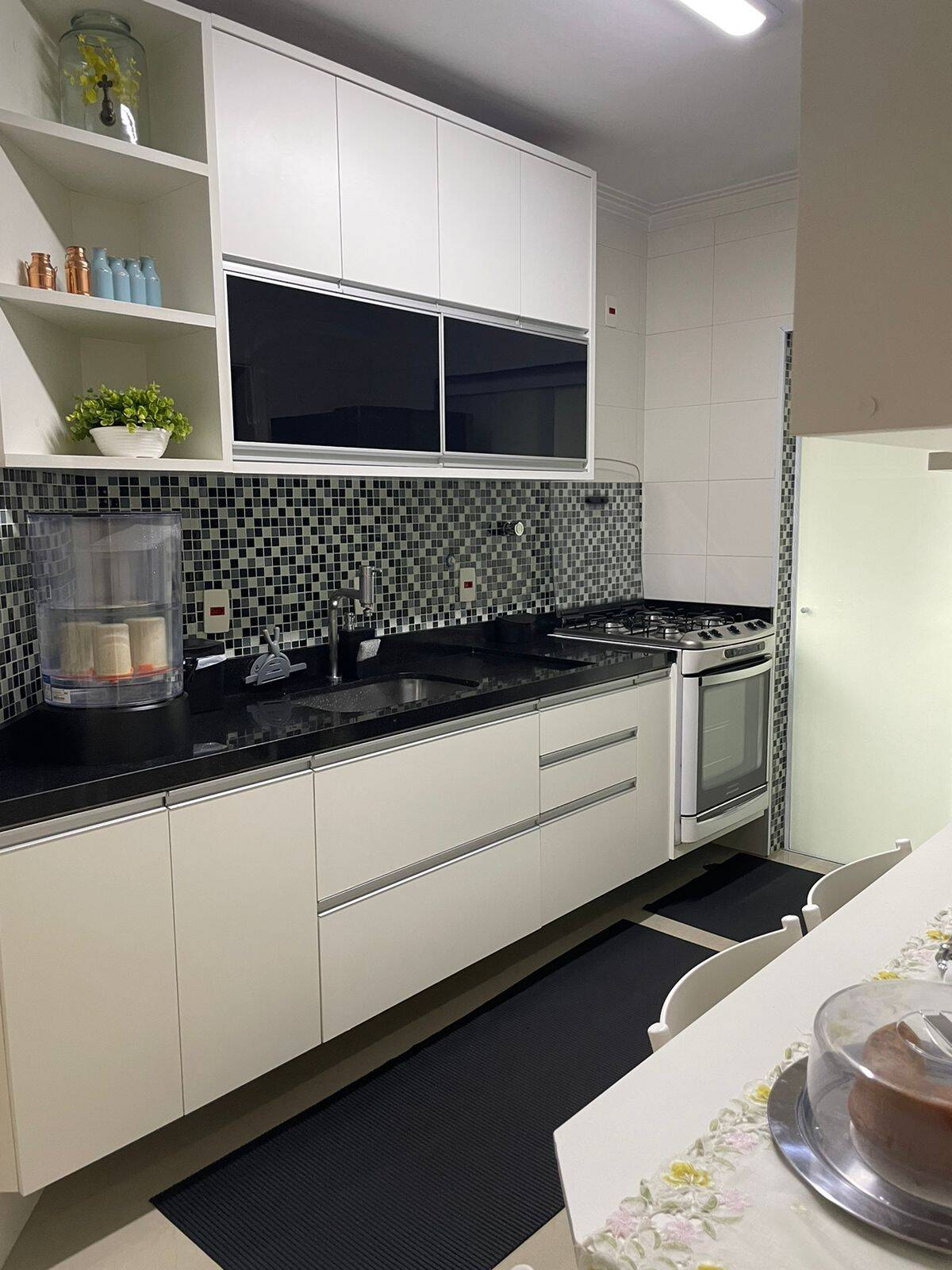 Apartamento à venda com 3 quartos, 130m² - Foto 6