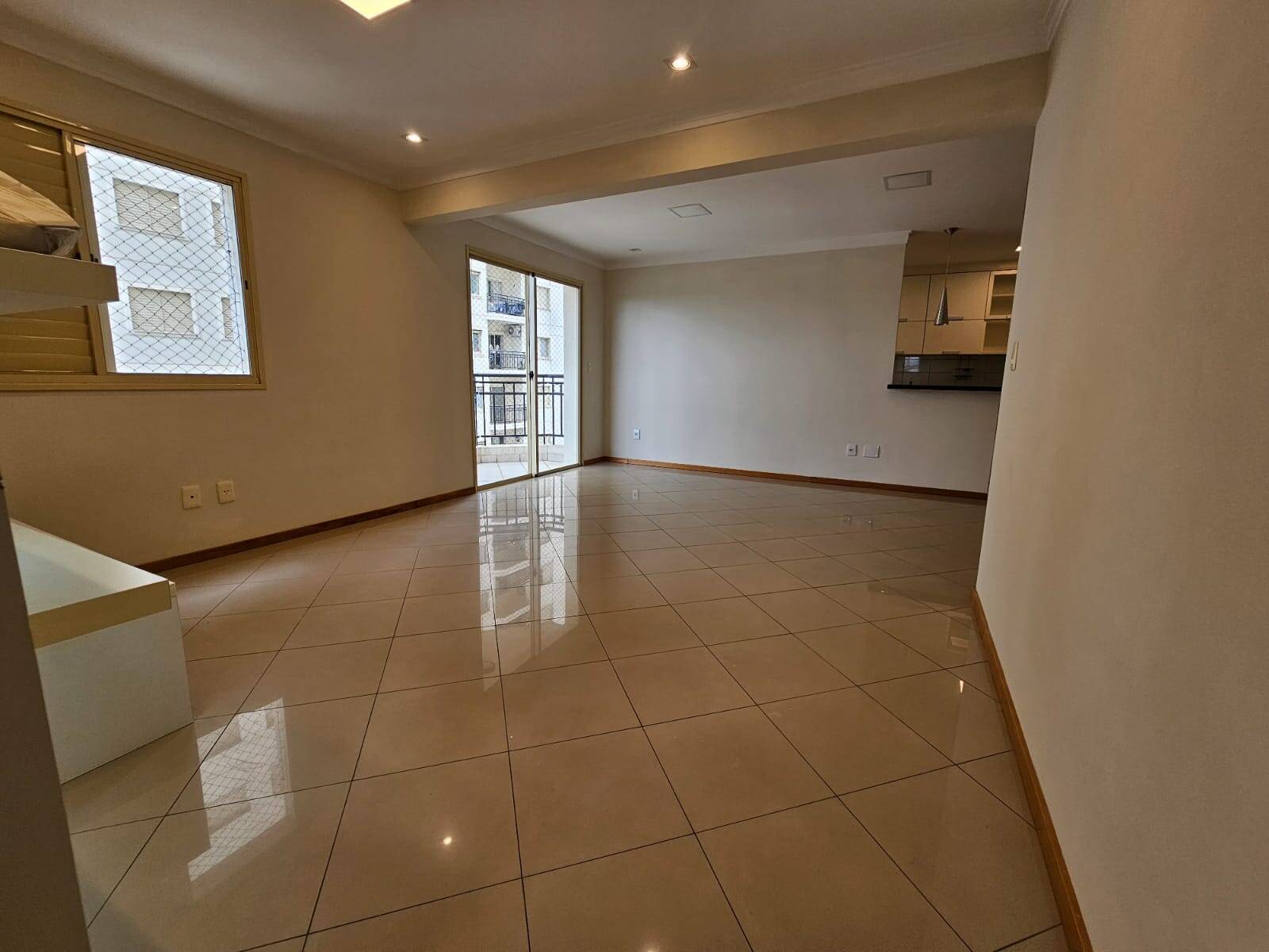 Apartamento à venda e aluguel com 1 quarto, 84m² - Foto 2