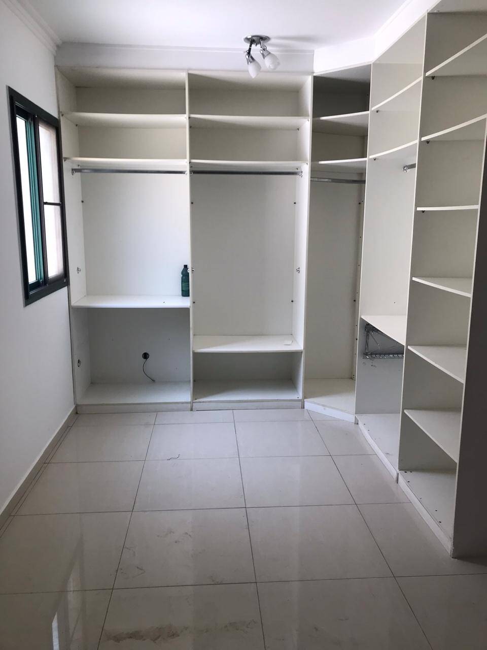 Casa à venda com 3 quartos, 180m² - Foto 14