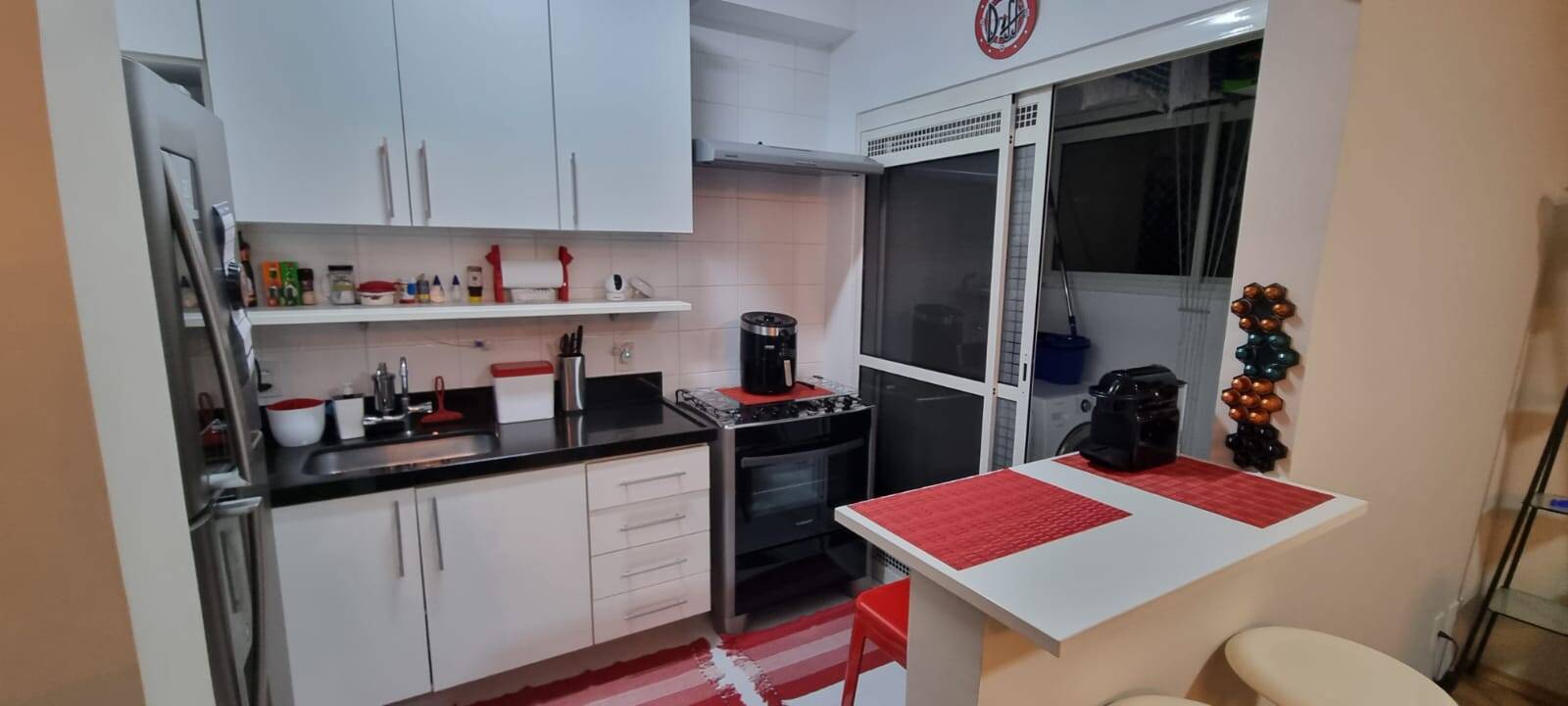 Apartamento para alugar com 2 quartos, 82m² - Foto 2