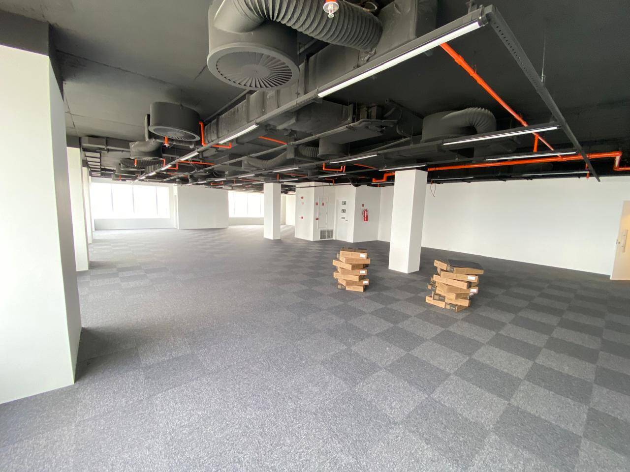 Conjunto Comercial-Sala para alugar, 256m² - Foto 1