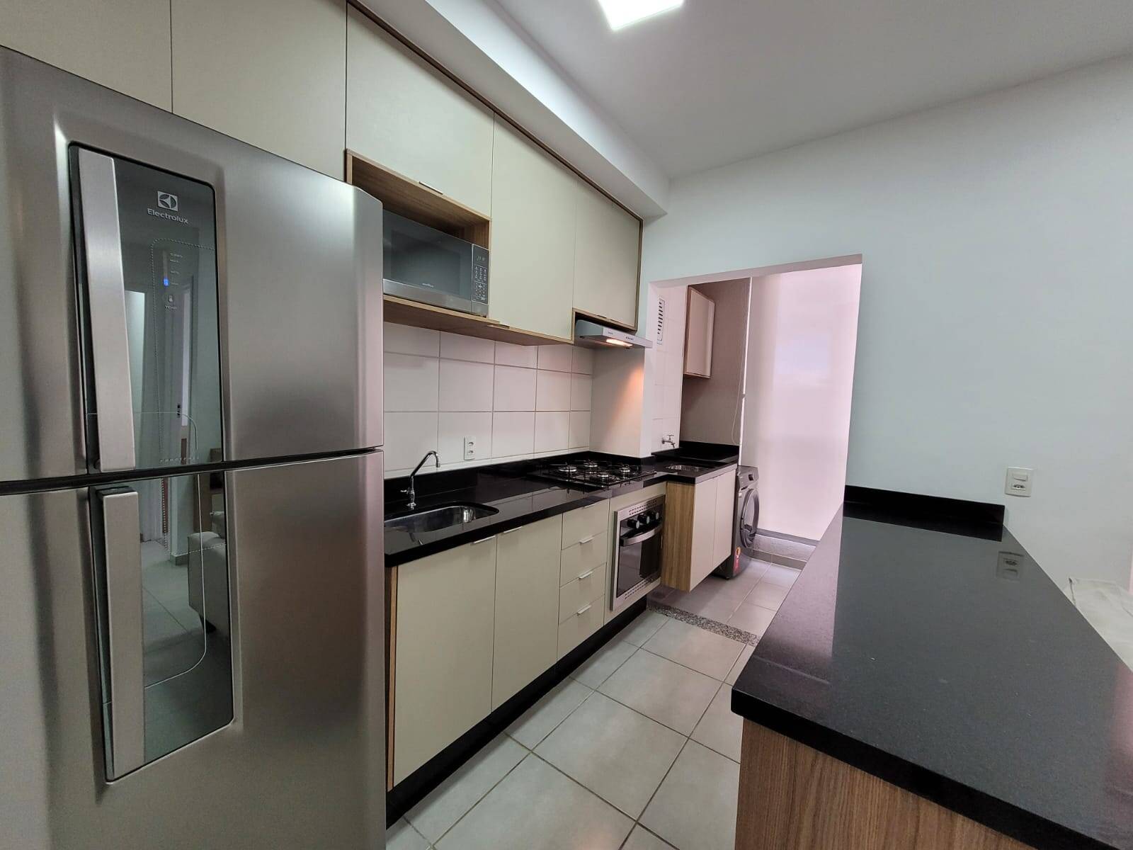 Apartamento para alugar com 2 quartos, 52m² - Foto 7