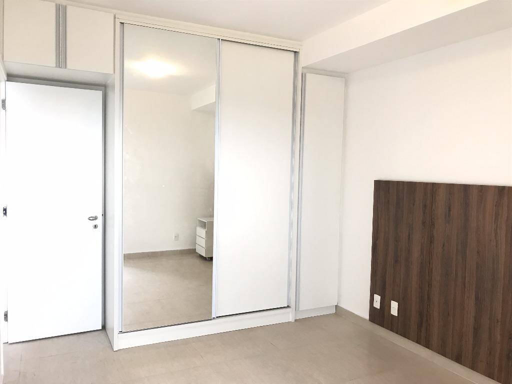 Apartamento para alugar com 1 quarto, 50m² - Foto 7