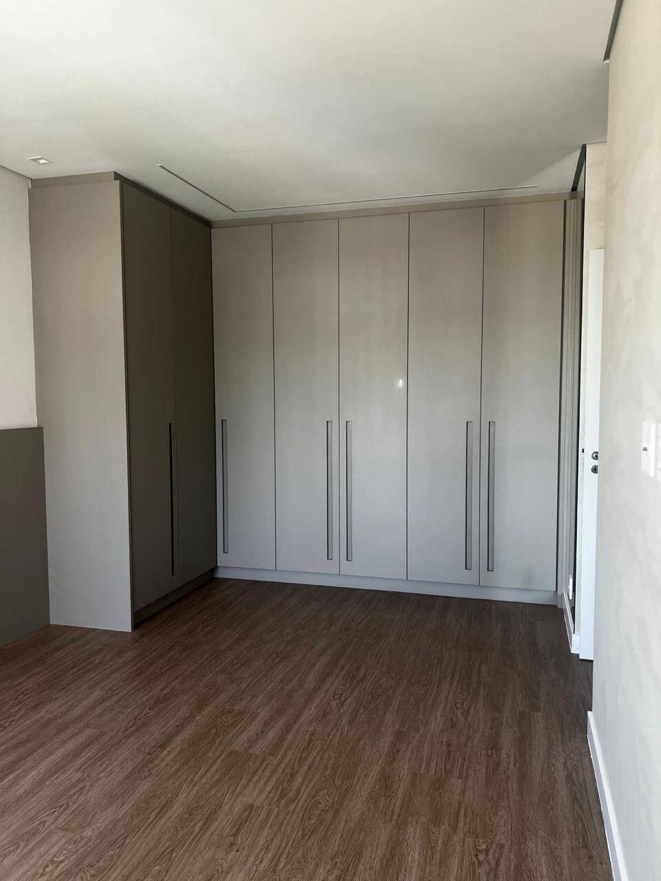 Apartamento para alugar com 2 quartos, 95m² - Foto 7