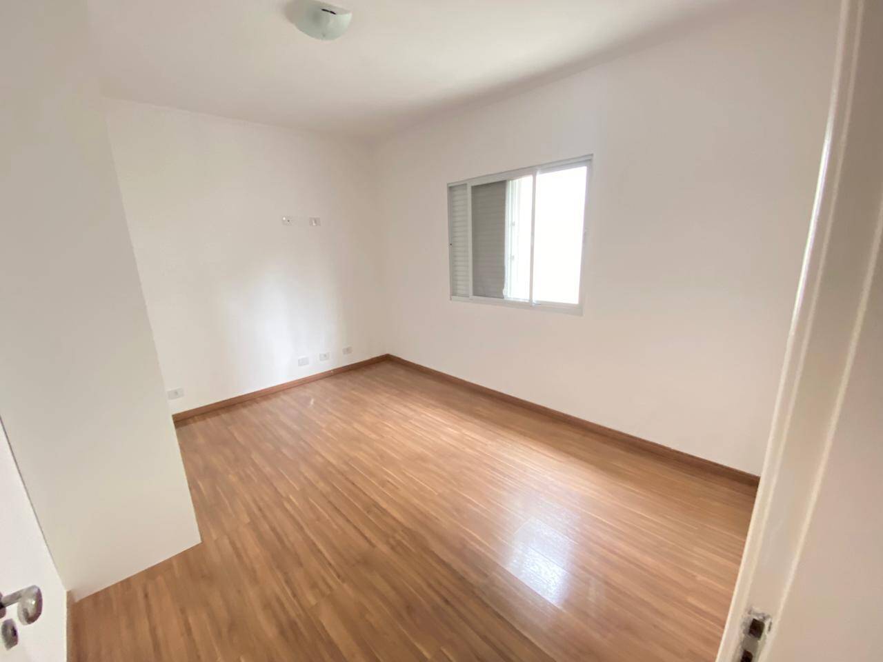 Casa à venda e aluguel com 3 quartos, 340m² - Foto 29