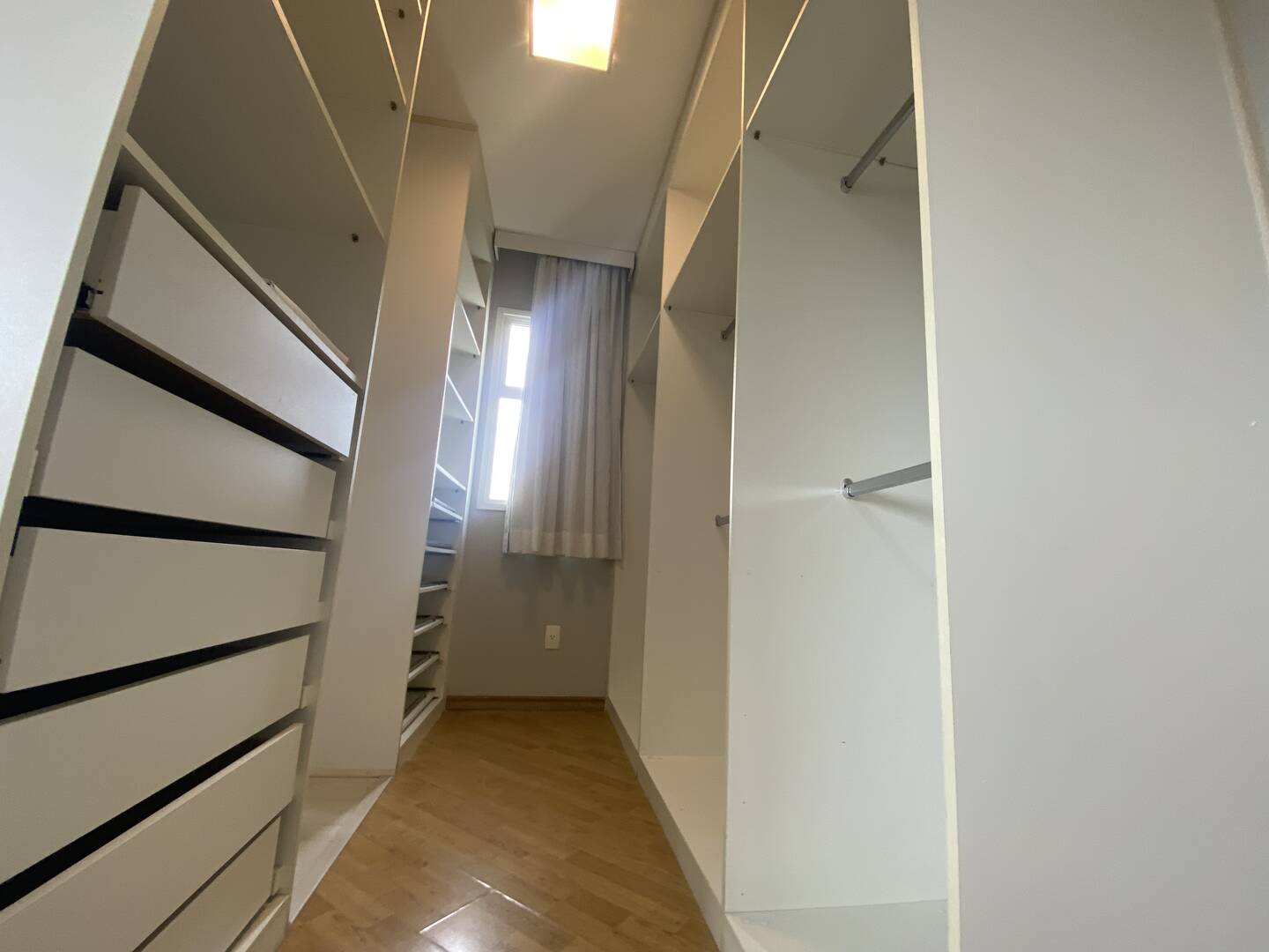 Apartamento para alugar com 3 quartos, 113m² - Foto 17