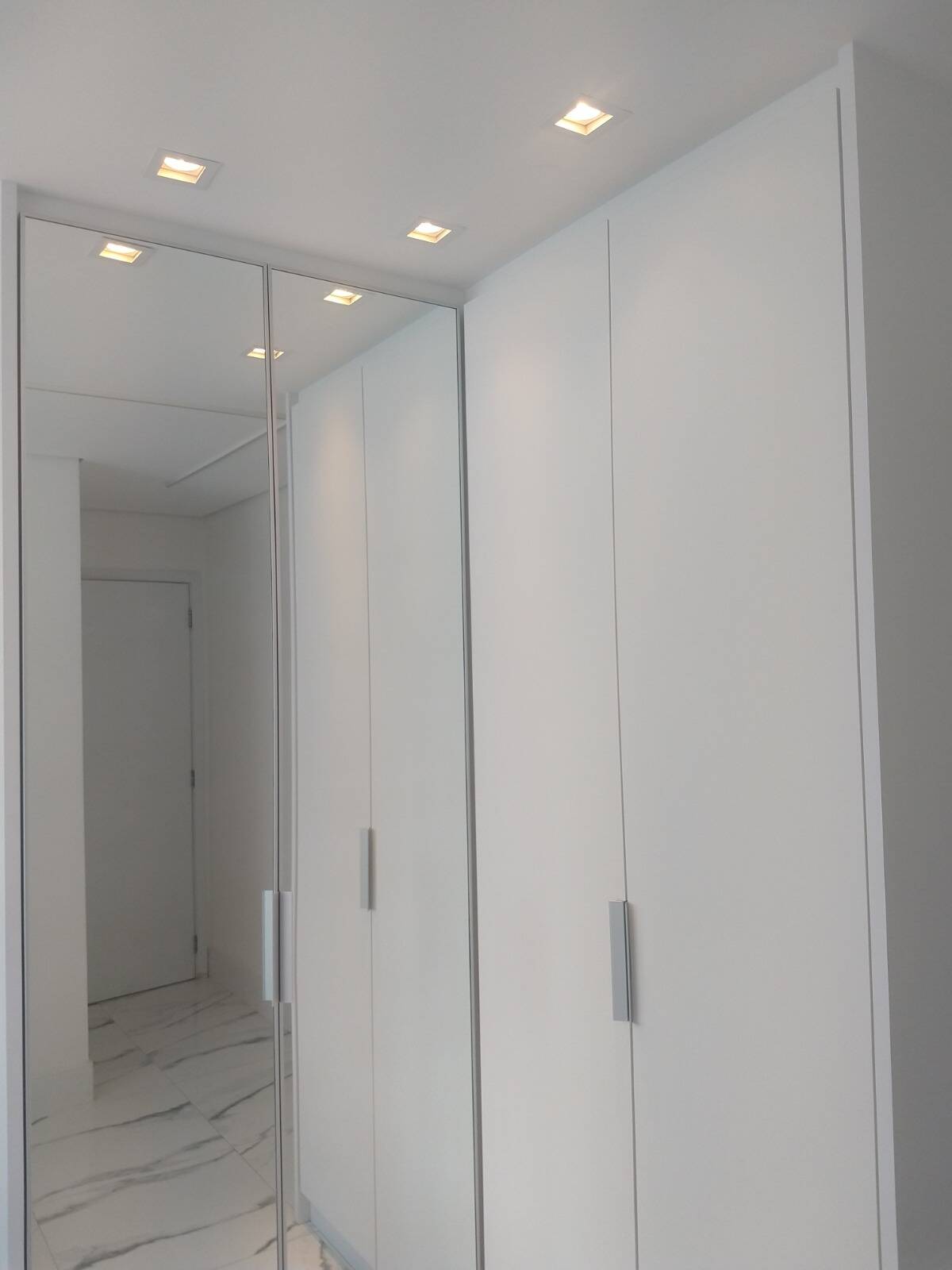 Apartamento para alugar com 2 quartos, 63m² - Foto 12