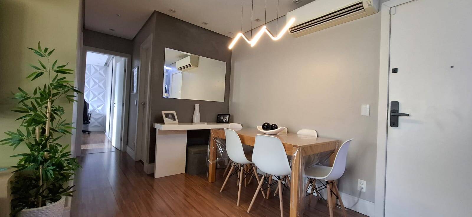 Apartamento à venda com 2 quartos, 68m² - Foto 1