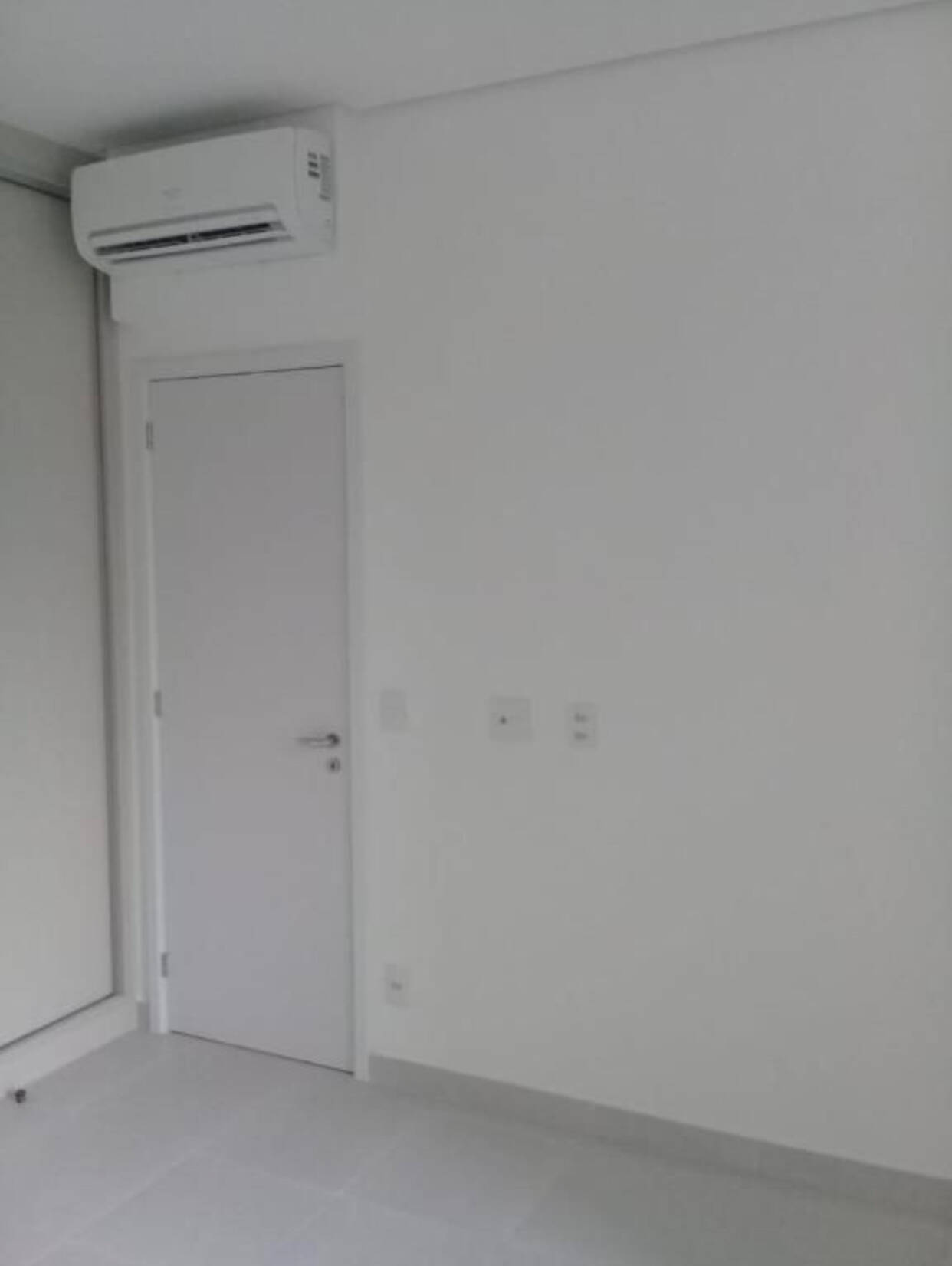 Apartamento para alugar com 1 quarto, 55m² - Foto 11