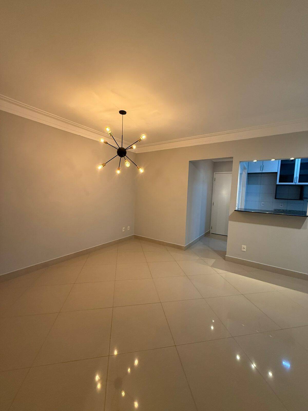 Apartamento para alugar com 3 quartos, 86m² - Foto 4