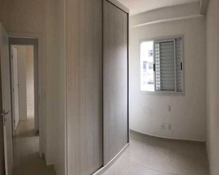 Apartamento à venda com 3 quartos, 151m² - Foto 2