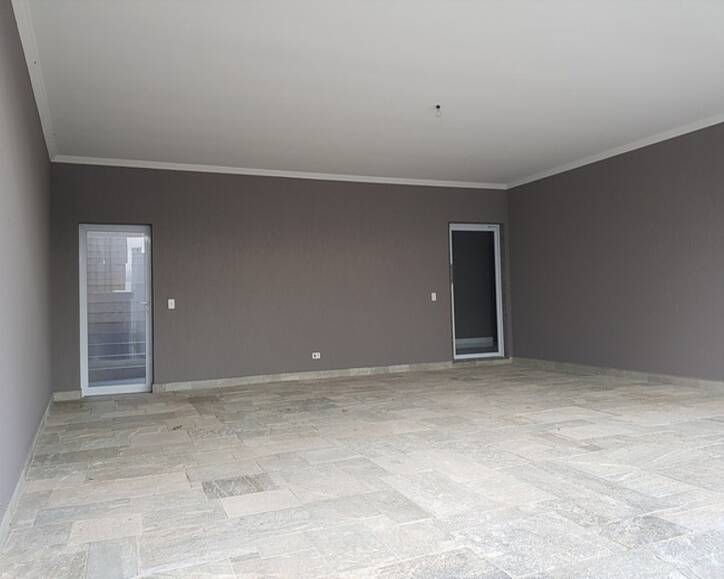 Casa à venda com 3 quartos, 303m² - Foto 8