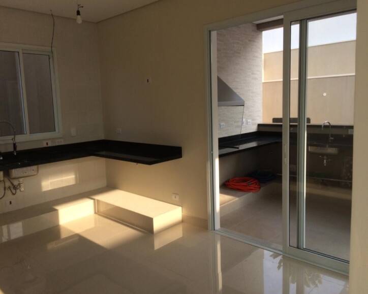 Casa à venda com 4 quartos, 345m² - Foto 21