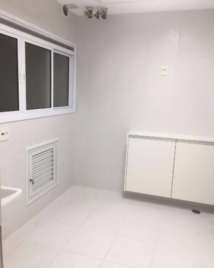 Apartamento à venda com 3 quartos, 220m² - Foto 13