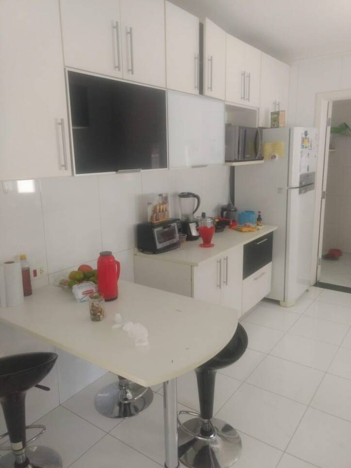 Casa à venda com 4 quartos, 300m² - Foto 6