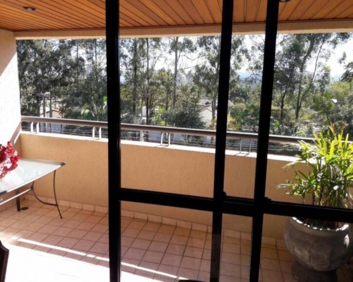 Apartamento à venda e aluguel com 3 quartos, 160m² - Foto 1