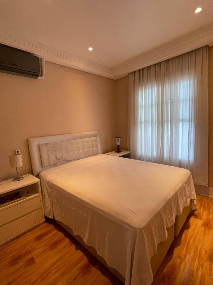 Casa à venda e aluguel com 5 quartos, 750m² - Foto 3