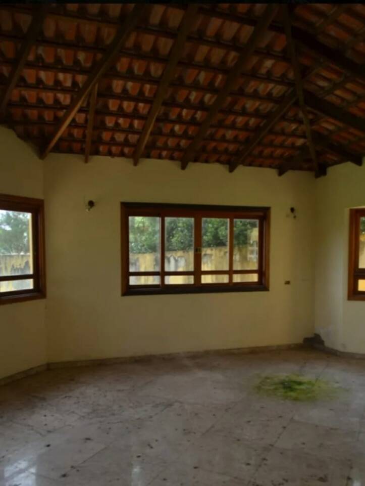 Casa à venda com 4 quartos, 600m² - Foto 6