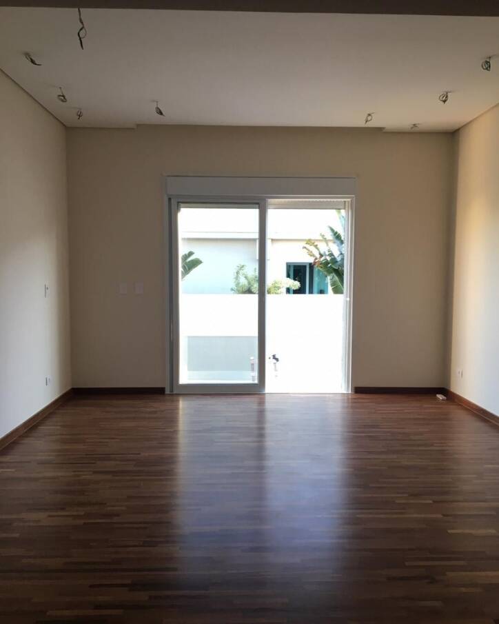 Casa à venda com 4 quartos, 345m² - Foto 15