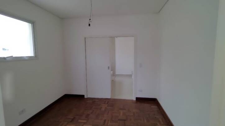 Casa à venda com 4 quartos, 430m² - Foto 15