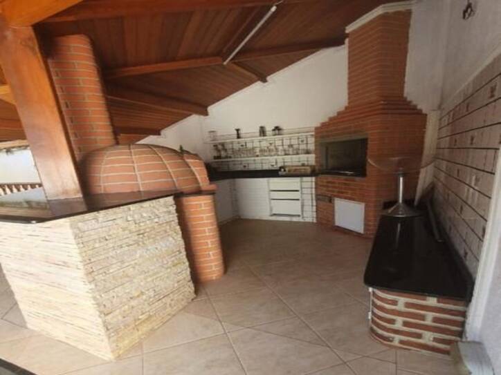 Casa à venda com 4 quartos, 532m² - Foto 2