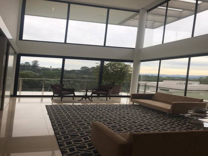 Casa à venda com 4 quartos, 480m² - Foto 2