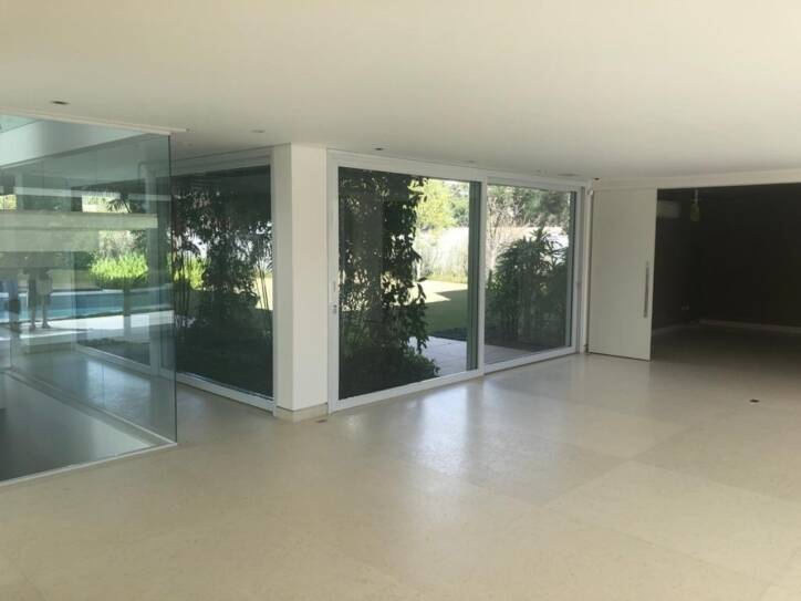 Casa à venda com 5 quartos, 861m² - Foto 2