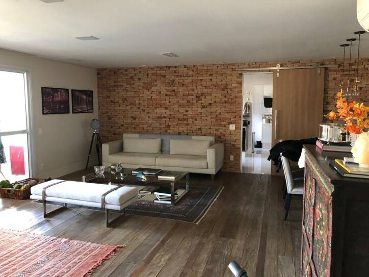 Apartamento à venda com 3 quartos, 202m² - Foto 1