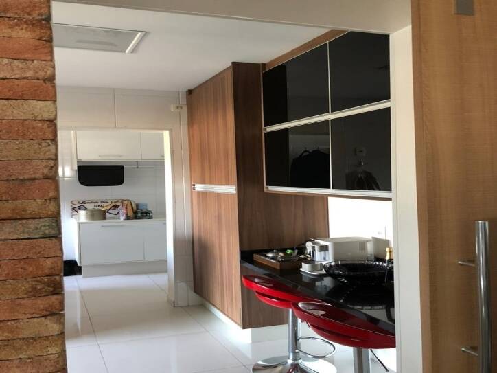 Apartamento à venda com 3 quartos, 202m² - Foto 12