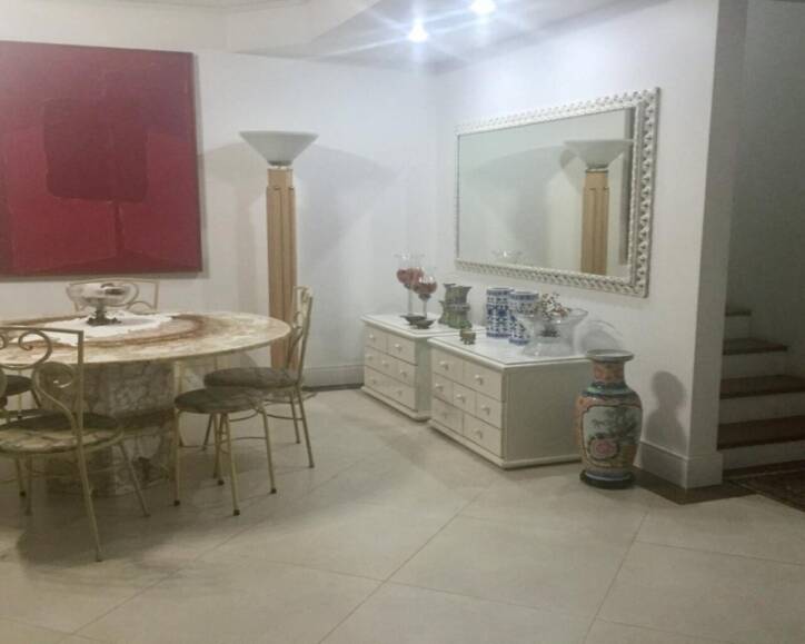 Casa à venda com 3 quartos, 220m² - Foto 10