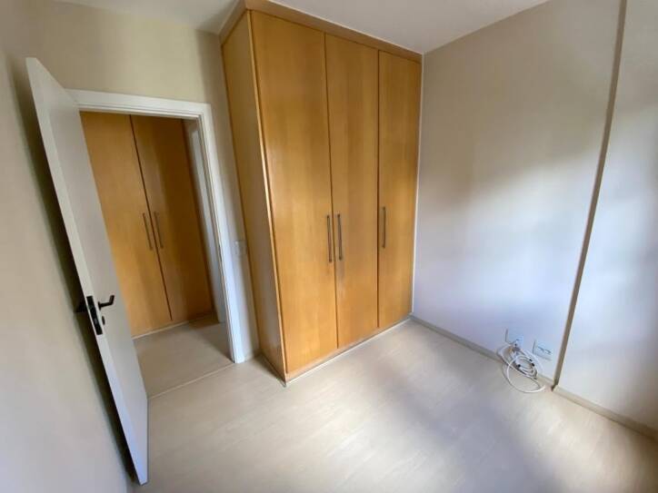 Apartamento para alugar com 3 quartos, 80m² - Foto 14